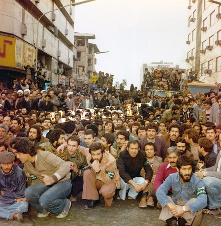 تصاویری ماندگار از روزهای انقلاب 57
