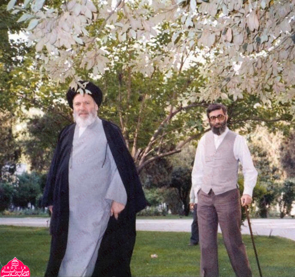 آیت‌الله عبدالکریم موسوی اردبیلی در قاب تصویر