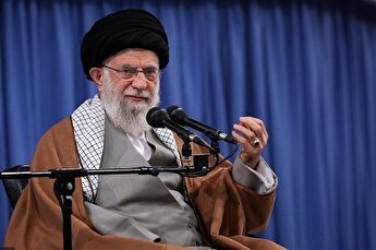أهمية التاريخ وكتابة التاريخ من منظور قائد الثورة الإسلامية