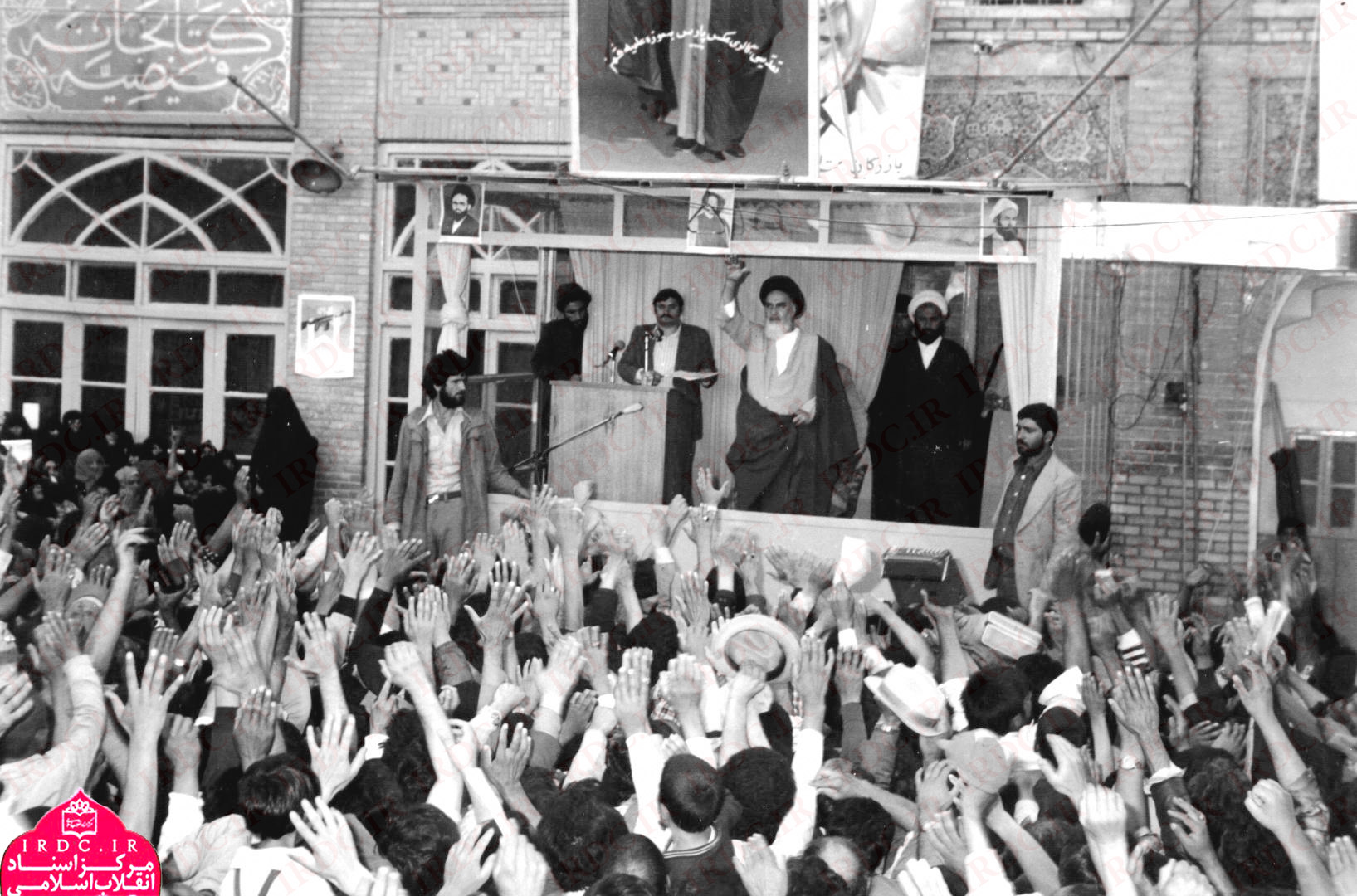 روزهای حضور امام خمینی در قم پس از پیروزی انقلاب اسلامی