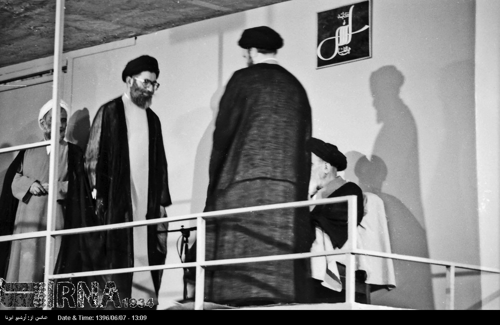 عکس:: تنفیذ حکم ریاست جمهوری حضرت آیت الله خامنه‌ای