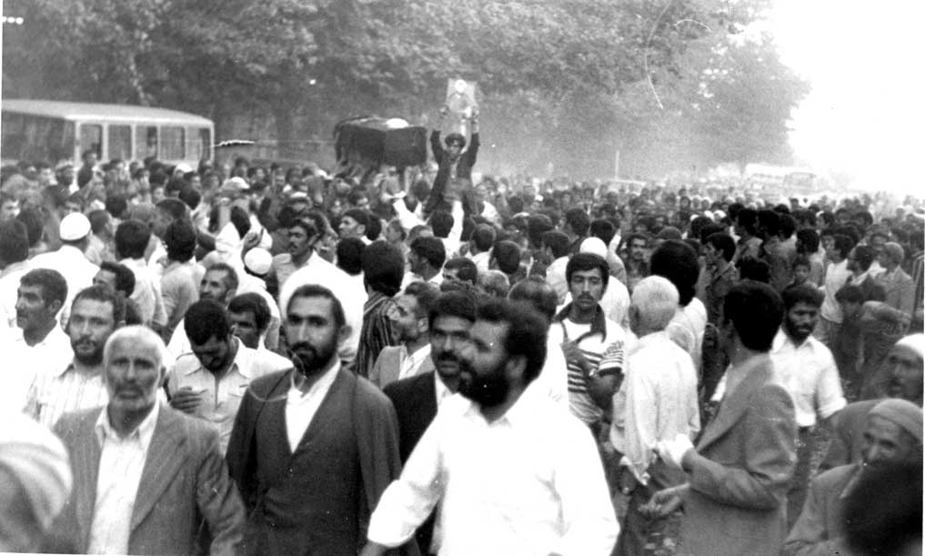 جنایات پهلوی در مراسم‌های یادبود عالمان دینی