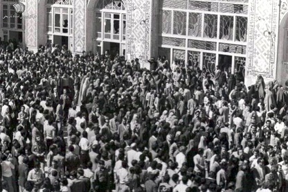 گلوله‌باران اجتماع سه هزار نفری مردم در‌ مسجد حبیب شیراز