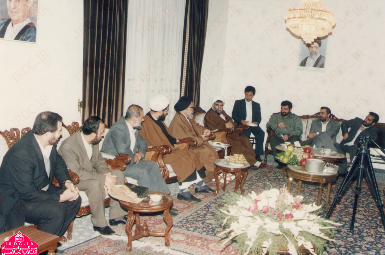تصاویری از سفیر مقاومت و دیپلمات انقلابی مرحوم حسین شیخ‌الاسلام