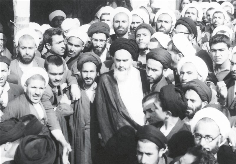 سیره مبارزاتی امام خمینی از منظر علامه مصباح یزدی