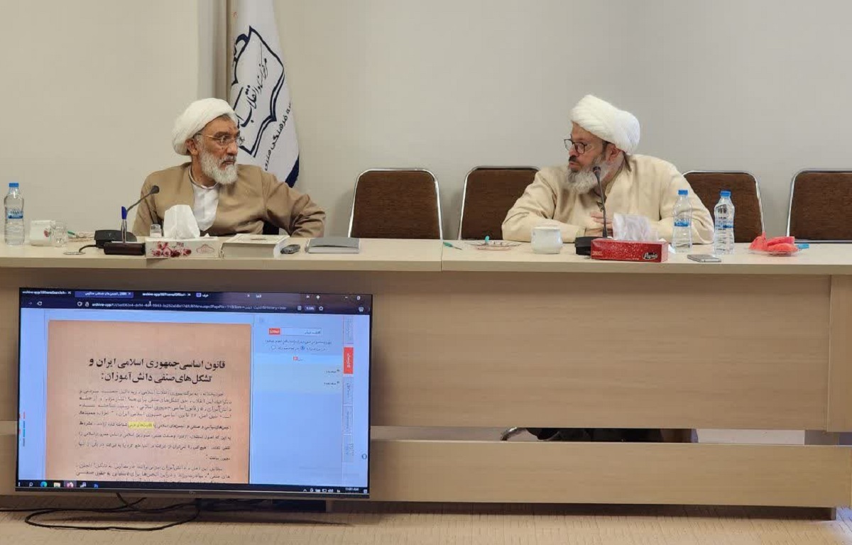 نشست مشترک رئیس مرکز اسناد انقلاب اسلامی با رئیس کتابخانه، موزه و مرکز اسناد مجلس