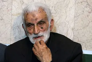 قحطی در شهر ری پس از حمله متفقین/ هیئتی که برای سلامتی شاه دعا نکرد/ پخش اعلامیه امام خمینی در بازار ری