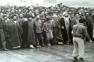 نقش اصناف و بازاریان اهواز در قیام 15 خرداد 42