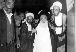 تعبیر امام خمینی درباره درس آیت‌الله بروجردی: درس ایشان جوری است که طلبه‌ها را مجتهد می‌کند