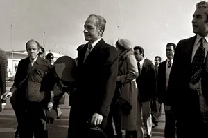 Pahlavi military situation after Shah's escape