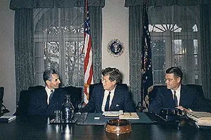 The Pahlavi sultans were the executives of UK and US policies