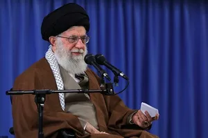 نظرية نظام الديمقراطية الدينية للإمام الخامنئي