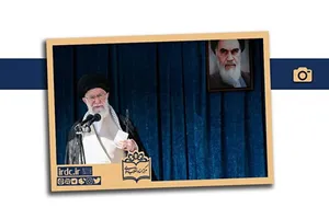 تصاویر تاریخی از نماز عید فطر به امامت رهبر شهید انقلاب
