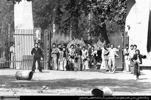 روایت تصویری از تظاهرات خونین ۱۳ آبان ۵۷