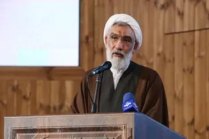 حجت‌الاسلام پورمحمدی: فرمان 25 دی 67 نگرانی امام خمینی از تحریف تاریخ را نشان می‌دهد/ مختارپور: اهمیت تاریخ‌نگاری و روشنگری در مقابله با روایت‌های غلط و مغرضانه