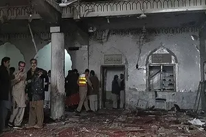 علاقة الشيعة الباكستانيين بالثورة الإسلامية