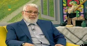 سید حسن نصرالله گفت: نقش حاج قاسم در پیروزی جنگ 33 روزه از نقش عماد مغنیه هم بیشتر بود