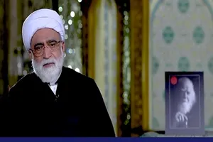 علامه حکیمی می‌گفت: وقتی امام نهضت را شروع کردند ما همه آرزوهایمان را در امام دیدیم/ روایتی از دیدار علامه حکیمی با رهبر انقلاب