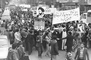 آبان خونین در زنجان/ انعکاس مبارزات مردم زنجان در تهران