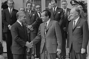 The Structure of the Power during Second Pahlavi Era