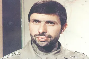 حمله چماق به دستان شاه به خودروی شهید صیاد شیرازی