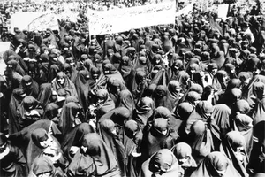حضور گسترده زنان کرمانشاه در تظاهرات عید فطر 57