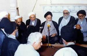 همراهی علمای مشهد با نهضت امام خمینی در نیمه شعبان سال 57 / نگاه متحجرین به تحریم جشن نیمه شعبان توسط امام