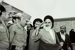 بررسی نقش مدیریتی امام خمینی در دوران جنگ تحمیلی با استفاده از مدل مینتزبرگ