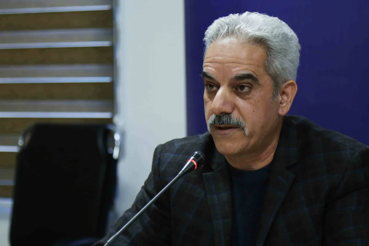 دکتر داریوش رحمانیان در نشست نقد عملکرد مراکز تاریخ&zwnj;نگاری رسمی انقلاب اسلامی