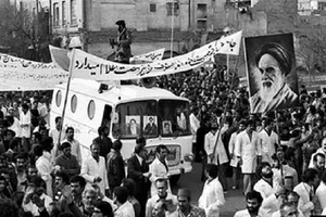 جزئیاتی از قیام مردم تبریز در 29 بهمن 56/ شهادتی که جرقه قیام بود!/ روزی که تبریزی ها یاد شهدای قم را زنده کردند