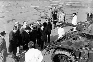 Shapoor Reporter, The Defence and Security Organisation, Colonel Randall and the Shah