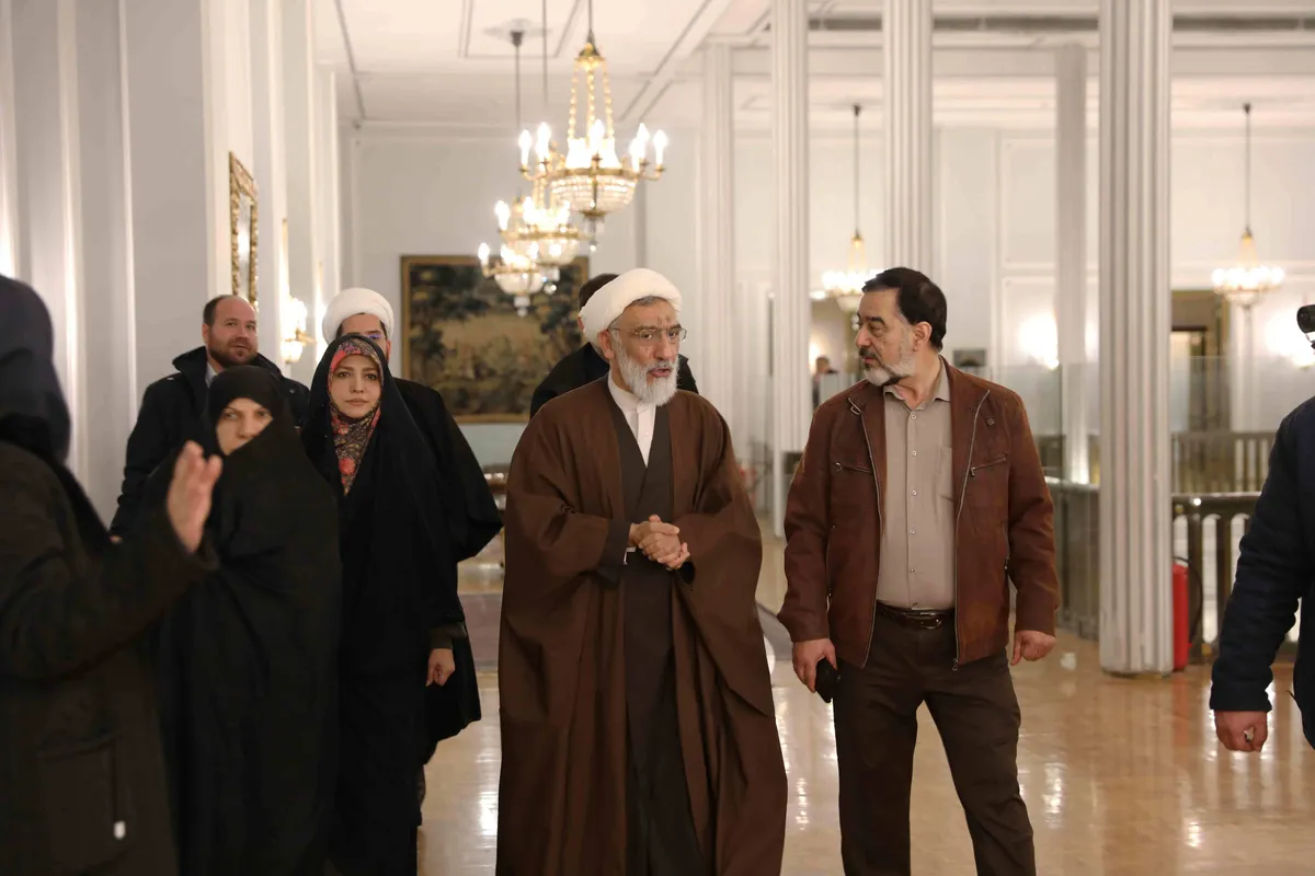 بازدید از کاخ نیاوران پس از آئین شب شعر و خاطره انقلاب 