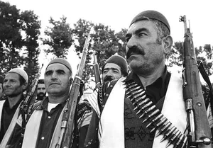 روایتی از نقش عشایر بسیجی در دوران دفاع مقدس/ همکاری بسیج و ارتش در مقابله با دشمن بعثی