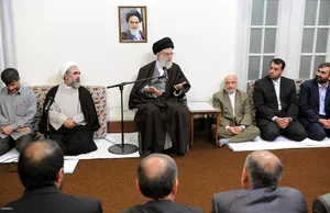 تاریخ و تاریخنگاری از منظر آیت‌الله خامنه‌ای/ تاکید رهبر انقلاب بر نقش حوزه علمیه در تاریخ معاصر ایران/ اولویت روایت رویداد‌ها بر تحلیل تاریخ