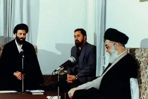 حجة الإسلام رئيسي... اعتقاله على يد السافاك و أول لقاءه بسماحة آية الله الخامنئي