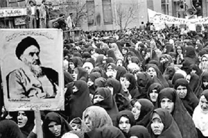 گزارش بی‌بی‌سی از نخستین تظاهران زنان رفسنجان علیه رژیم پهلوی / تقدیر امام خمینی از مبارزات انقلابی بانوان رفسنجانی