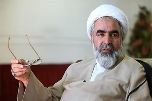 شریعتی را باید از دیدگاه تاریخی مورد مطالعه قرار داد/ دکتر شریعتی وصیت کرد کتاب‌هایش براساس «اسلام فقاهتی» بازنگری شود/ شریعتی هرگز با ساواک همکاری نکرد