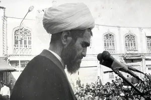تقرير السافاك عن نضال آية الله مشكيني عام 1341 / رواية مشكيني عن أسباب وخلفية انتفاضة 15 خرداد
